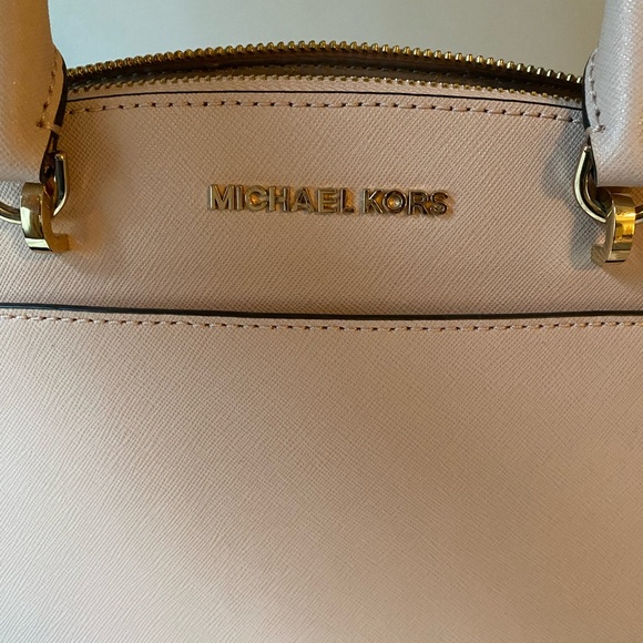 SOLD Michael Kors Purse and Wallet - Picture 2 of 10